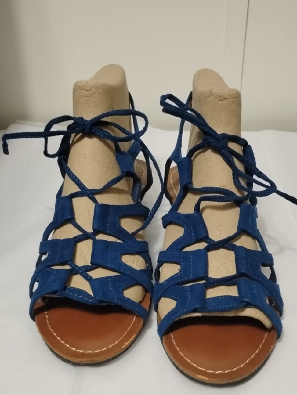 Carlos Women’s 8‎ Blue Suede Lace-Up Gladiator Sandals